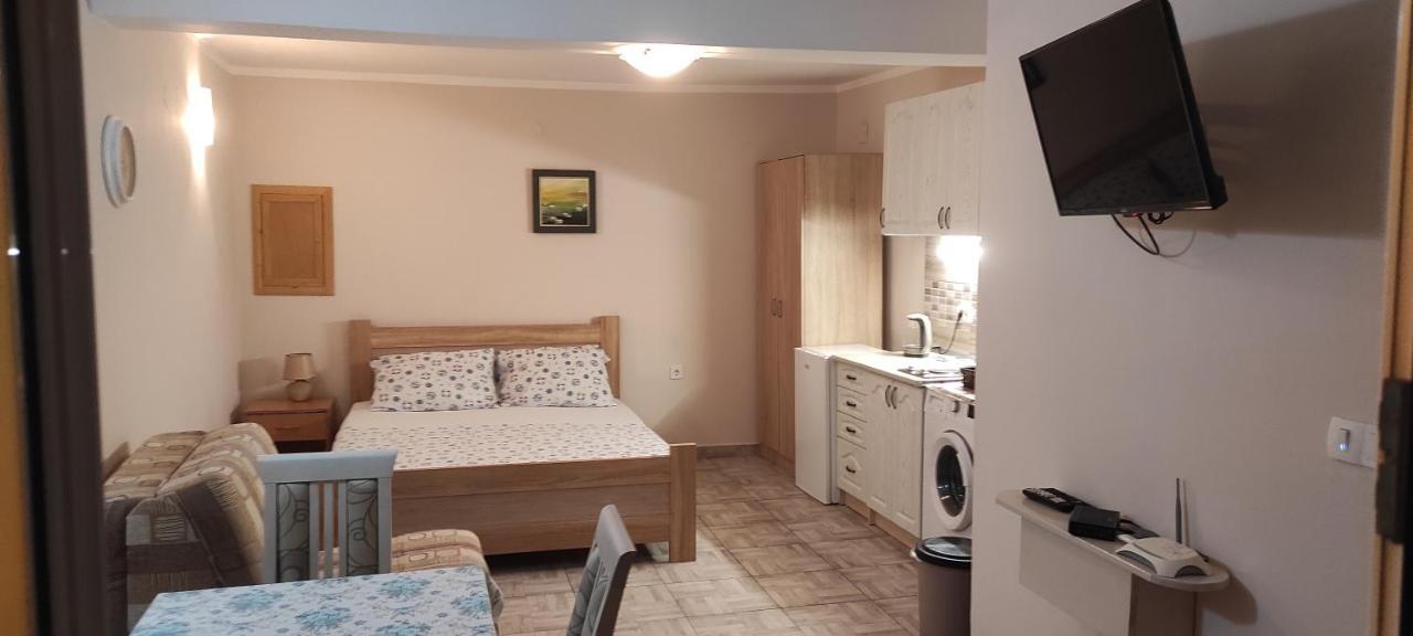 Apartman Pijavica Bijela Εξωτερικό φωτογραφία
